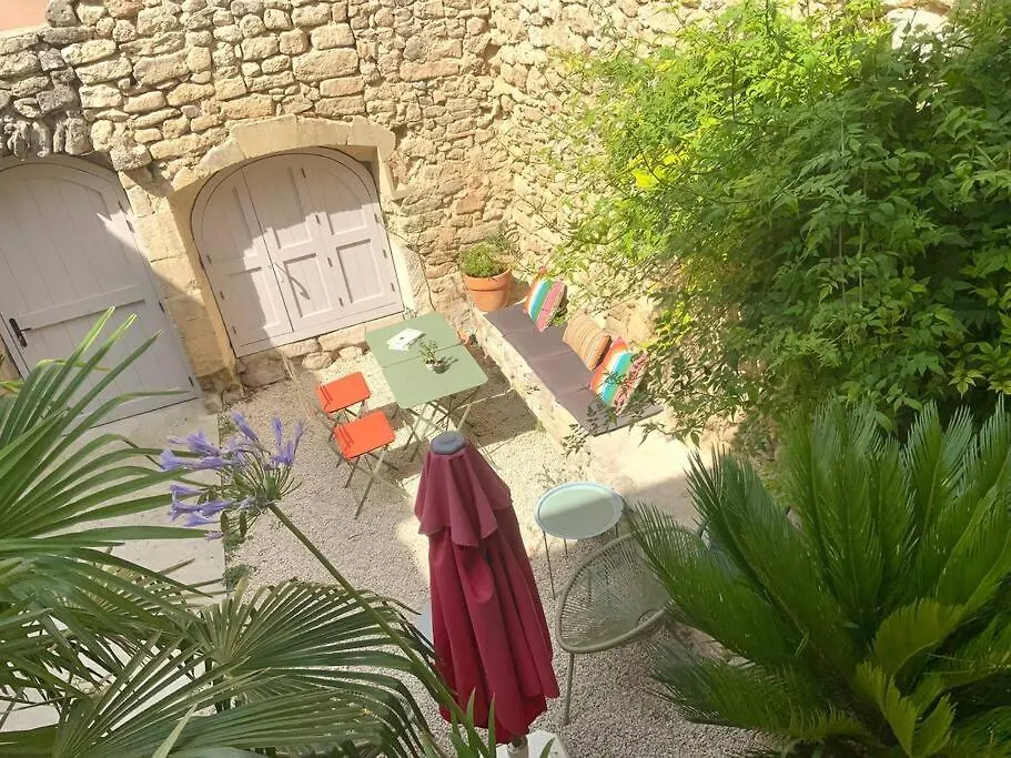 Le Clos Du Rempart - 2 A 4 Pers. Saint-Restitut France