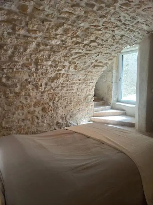 Le Clos Du Rempart - 2 A 4 Pers. Saint-Restitut Apartment